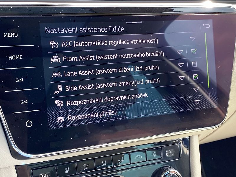 Škoda Superb (2022) Combi 2,0 TSI 4x4 DSG L&K - fotka 26 z 45