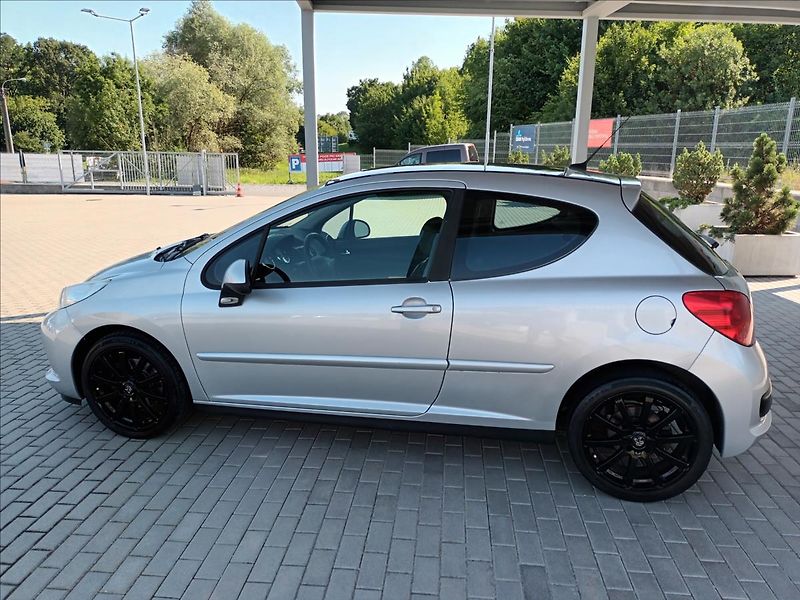 Peugeot 207 1,6 i,110kw,KŮŽE,KOLA,PANORAMA - fotka 8 z 34