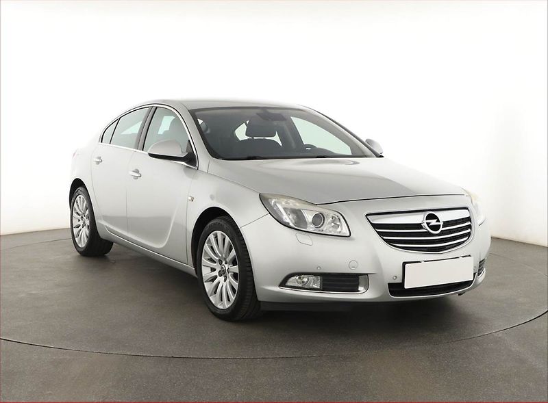 Opel Insignia (2009) 2.0 CDTI, nová STK, v provozu - fotka 1 z 16