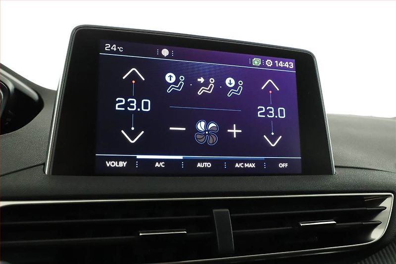 Peugeot 3008 (2020) 1.2 PureTech, ČR,1.maj - fotka 16 z 21