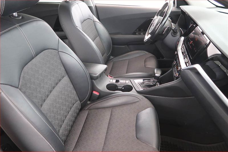 Kia Niro (2021) Hybrid, Automat, ČR,1.maj - fotka 9 z 18