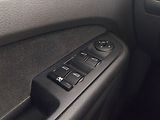 Ford Focus (2006) Ghia 1.6 16V, slušný stav - náhled 20