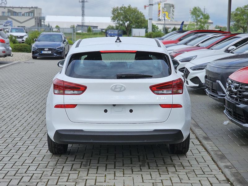 Hyundai i30 (2026) WG 1,6 T-GDI DCT GO CZECH   - fotka 5 z 10