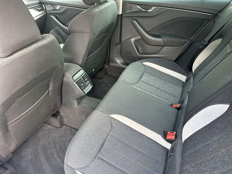Škoda Kamiq (2023) 1.0 TSI Style - fotka 8 z 28