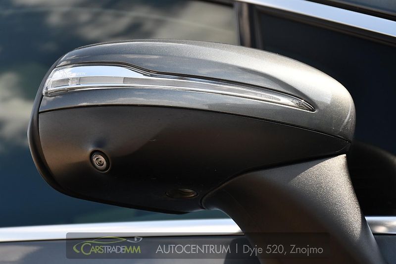 Mercedes-Benz EQE 350 4-MATIC PREMIUM PLUS - fotka 55 z 62