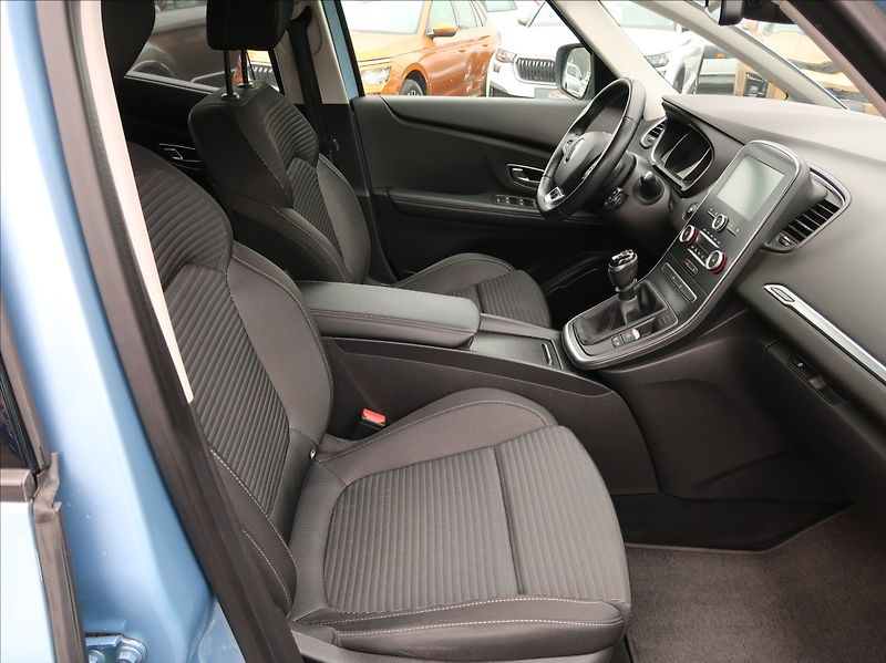 Renault Scénic 1,2 TCe,Navi,tempomat,serv.kn. - fotka 13 z 27