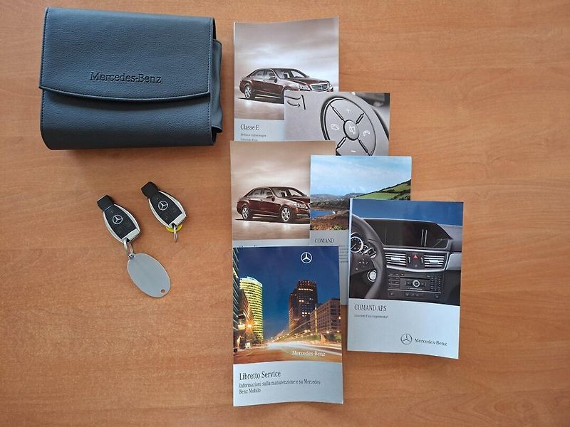 Mercedes-Benz Třídy E (2011) E 250 CDI 150kW 4MATIC - fotka 39 z 41