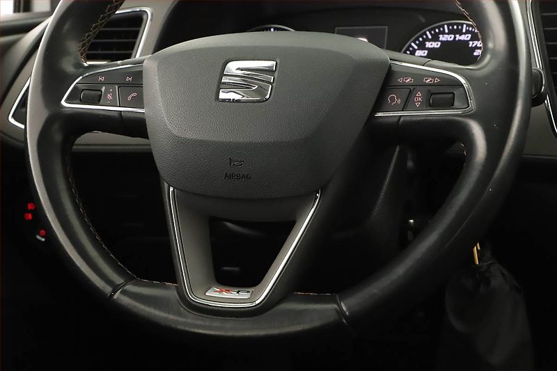 Seat Leon (2016) 2.0 TDI, 4X4, Automat, Kůže - fotka 8 z 18