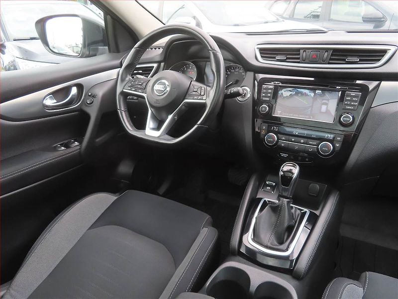 Nissan Qashqai (2017) N-Connecta 1.2 DIG-T, Automat - fotka 7 z 24