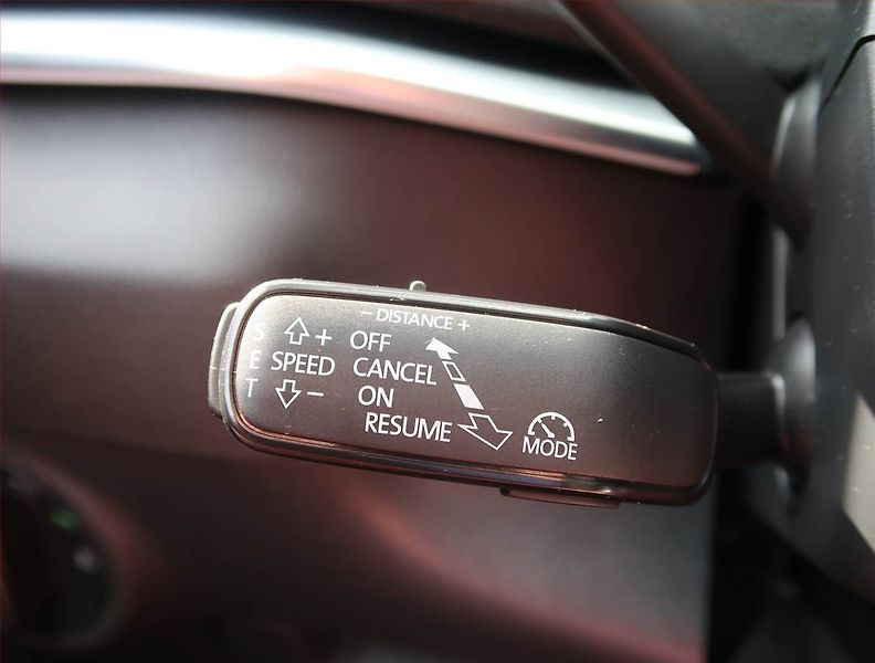 Škoda Karoq (2018) Style Plus 2.0 TDI - fotka 23 z 26