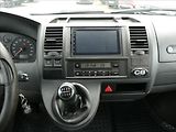 Volkswagen Caravelle 2,5 TDi 96kW LONG 8.míst,závěs - náhled 25
