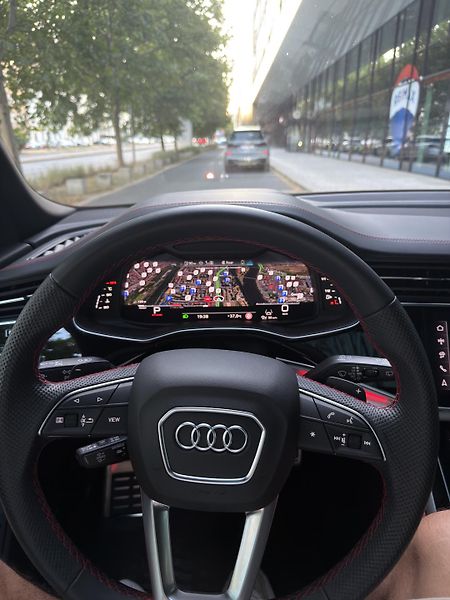 Audi Q8 (2025) - fotka 18 z 18