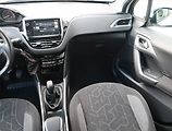 Peugeot 2008 (2016) Active 1.2 PureTech - náhled 8