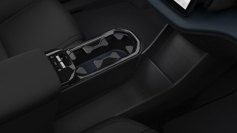 Volvo EX30 (2026) P3 ELECTRIC RWD ESSENTIAL  - fotka 11 z 12
