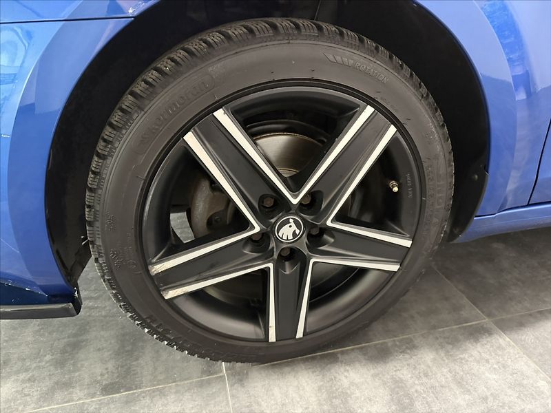 Škoda Octavia 2,0   TDI 110 kW DRIVE LED ACC - fotka 32 z 38