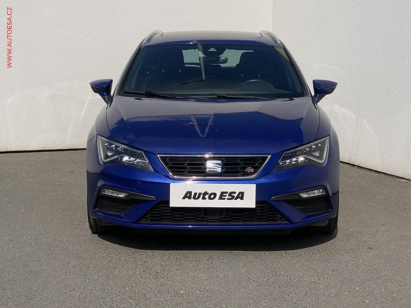 Seat Leon (2017) 1.8 TSi, FR, DSG, LED, panor - fotka 2 z 18