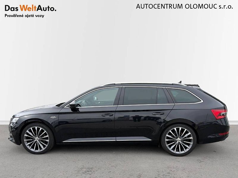Škoda Superb (2021) kombi 2.0 TDI 7DSG Laurin&Klem - fotka 17 z 35