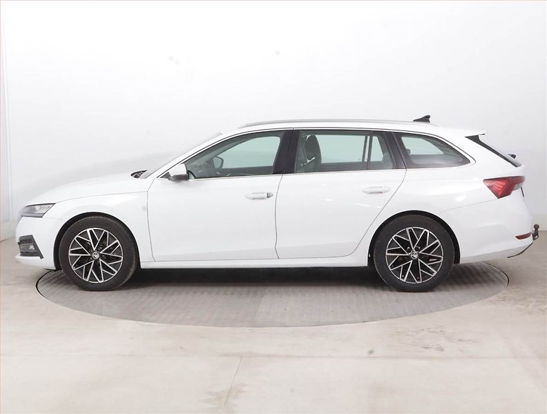 Škoda Octavia (2021) Style 2.0 TDI, Kůže, Navi - fotka 3 z 17