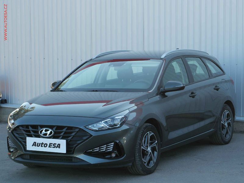 Hyundai i30 (2021) 1.5DPi, ČR, Comfort - fotka 3 z 22