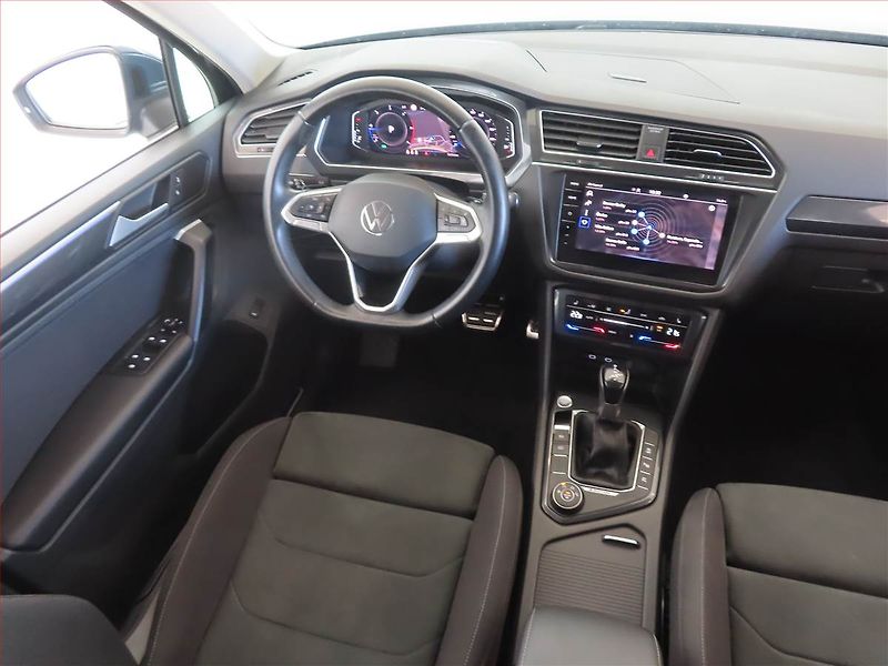 Volkswagen Tiguan (2021) 2.0 TDI - fotka 7 z 14