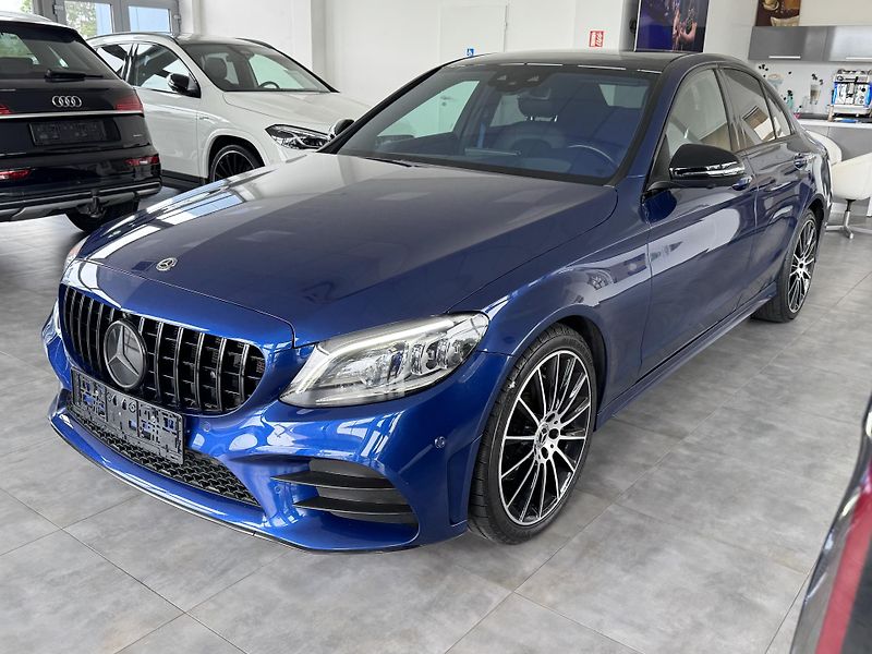 Mercedes-Benz Třídy C (2019) C200 4M AMG LED PANORAMA - fotka 3 z 29