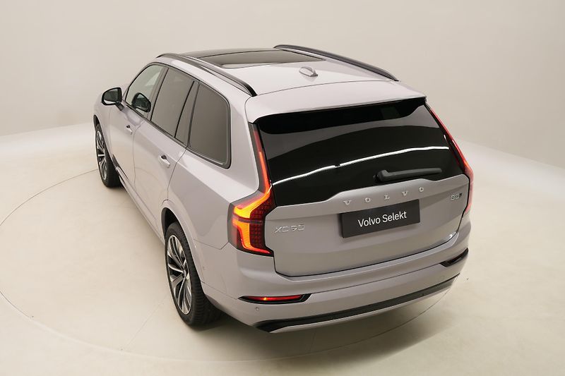 Volvo XC90 B5 AWD DARK ULTRA AUT CZ 7m - fotka 18 z 66