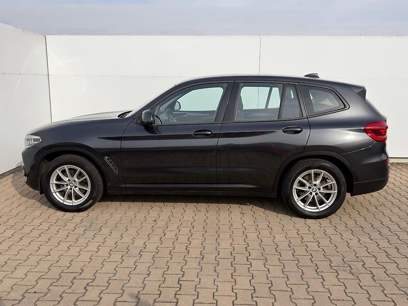 BMW X3 (2018) 2.0 D Xdrive  - fotka 3 z 31