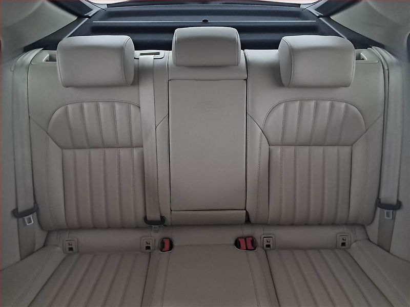Škoda Superb (2015) Laurin&Klement 2.0 TDI - fotka 10 z 30