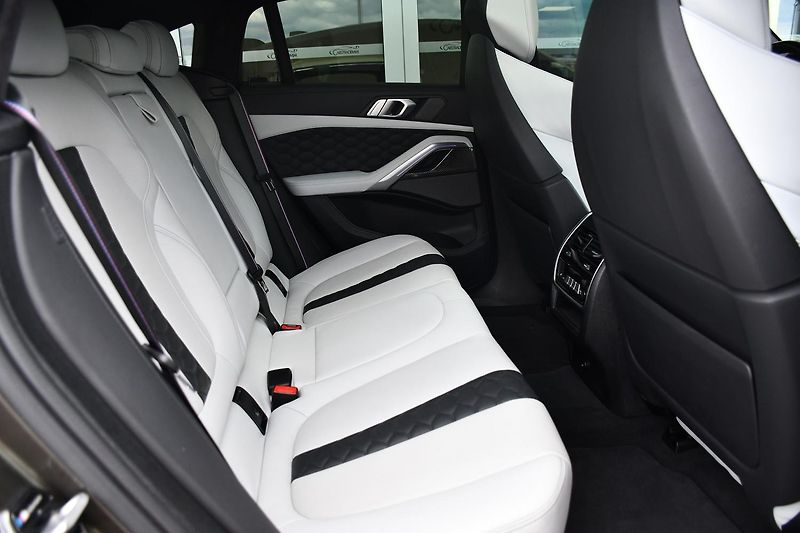 BMW X6 M COMPETITION PPF HK AKRAPOVIC - fotka 22 z 59