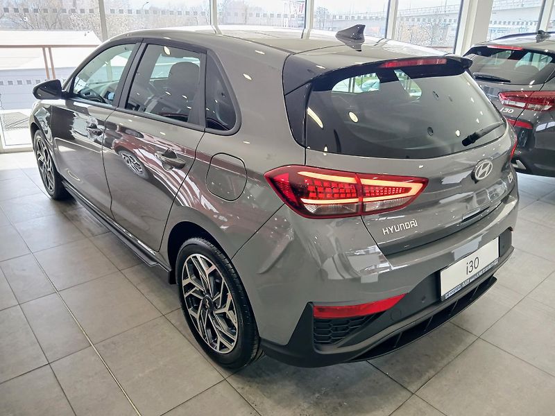 Hyundai i30 (2026) 1,0 T-GDI MT GO Czech! N Line - fotka 4 z 17