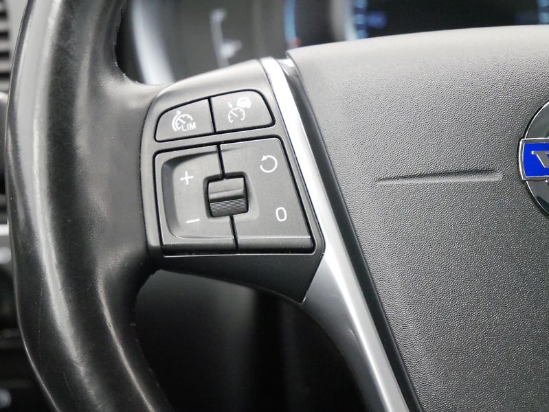 Volvo V60 - fotka 15 z 27