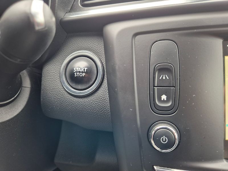 Renault Kadjar 1.2Tce 96kW, perfektní stav - fotka 20 z 26