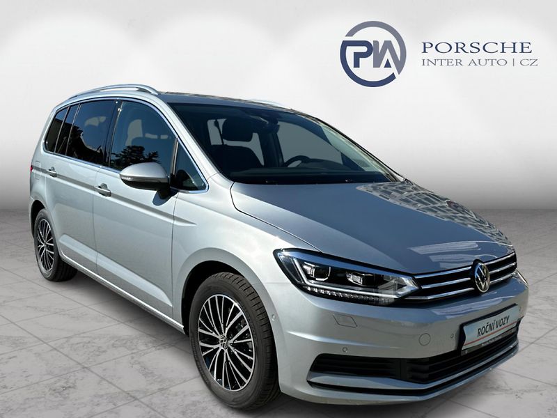 Volkswagen Touran People 1,5 TSI - fotka 8 z 24