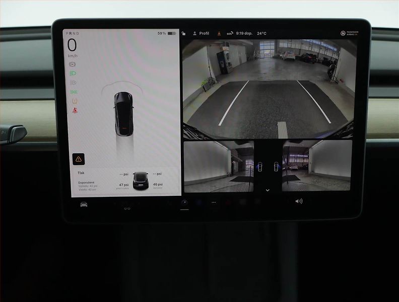 Tesla Model Y (2022) Long Range AWD 79kWh, SoH 92% - fotka 15 z 20
