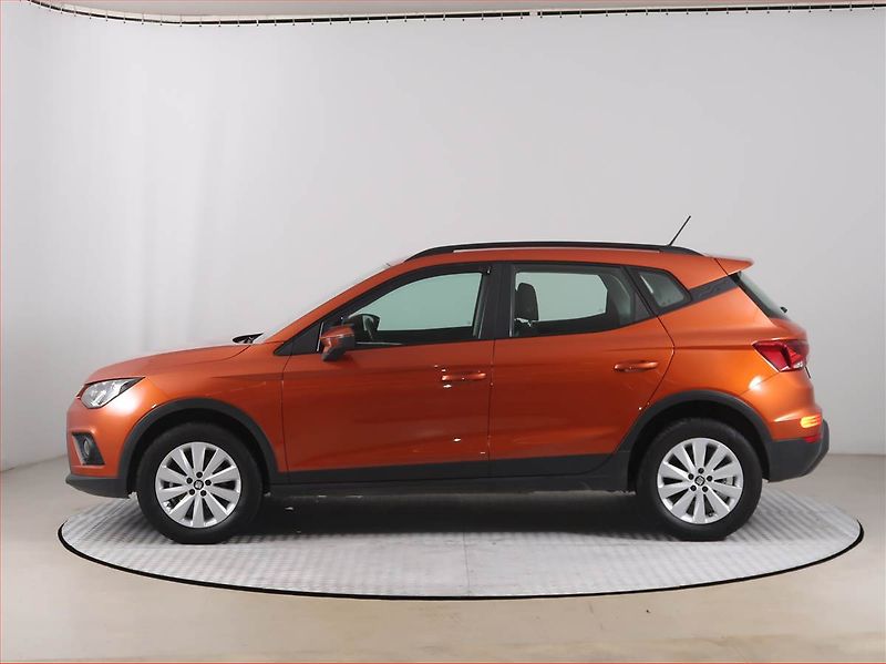 Seat Arona (2018) 1.0 TSI, Serv.kniha, Tempomat - fotka 3 z 16