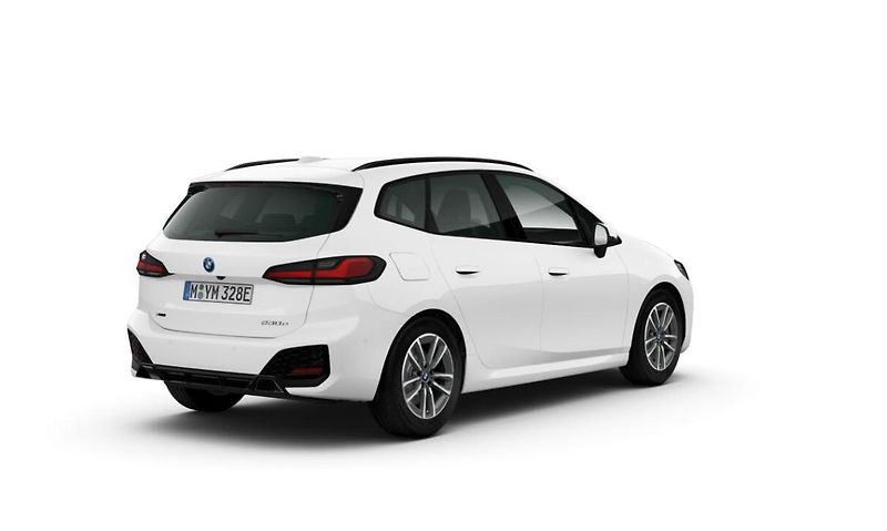 BMW Řada 2 230e xDrive Active Tourer - fotka 2 z 4