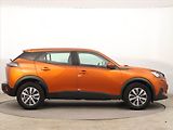 Peugeot 2008 (2021) 1.2 PureTech, ČR,1.maj - náhled 6