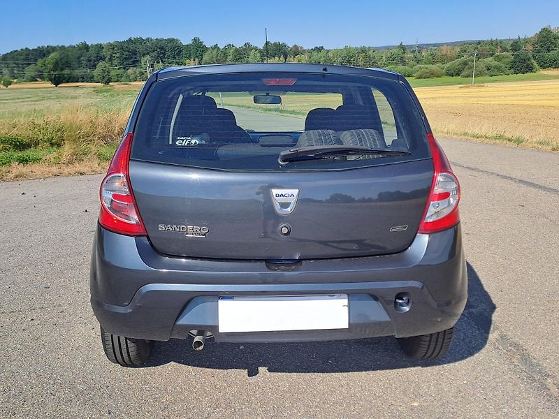 Dacia Sandero (2010) 1.4 2xKOLA, PĚKNÝ STAV - fotka 6 z 25