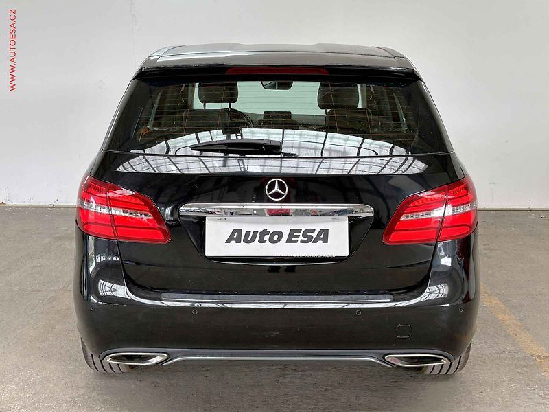 Mercedes-Benz Třídy B (2016) 2.2 CDi B200, AT, LED, navi - fotka 5 z 16