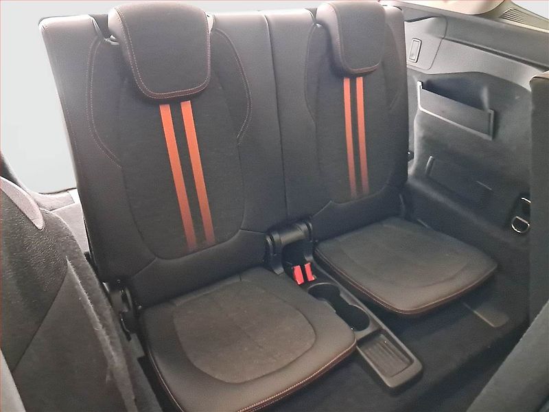 BMW Řada 2 (2019) 218i Gran Tourer, Automat - fotka 18 z 18