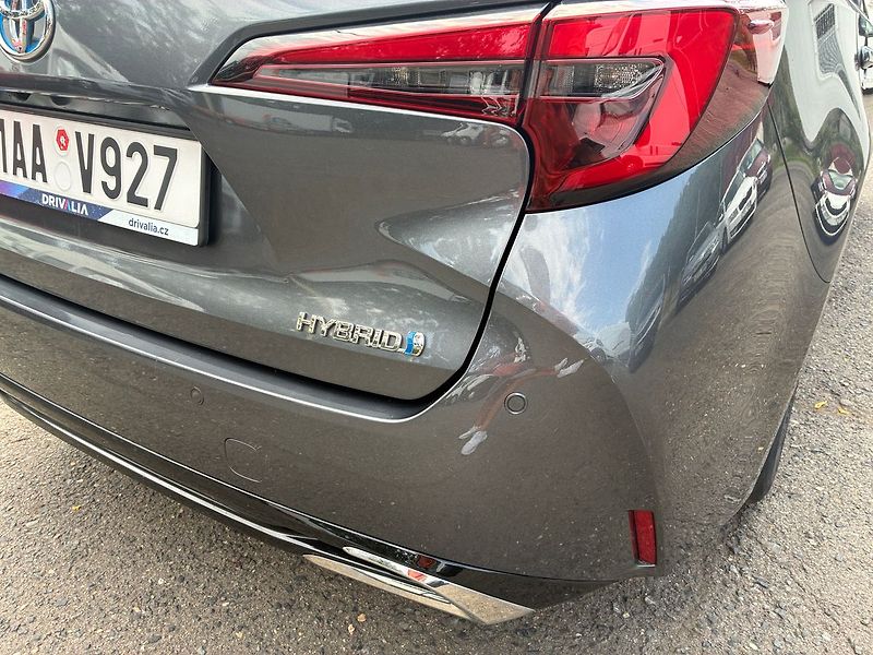 Toyota Corolla 1.8i HYBRID Aut Kamera ČR DPH - fotka 7 z 19