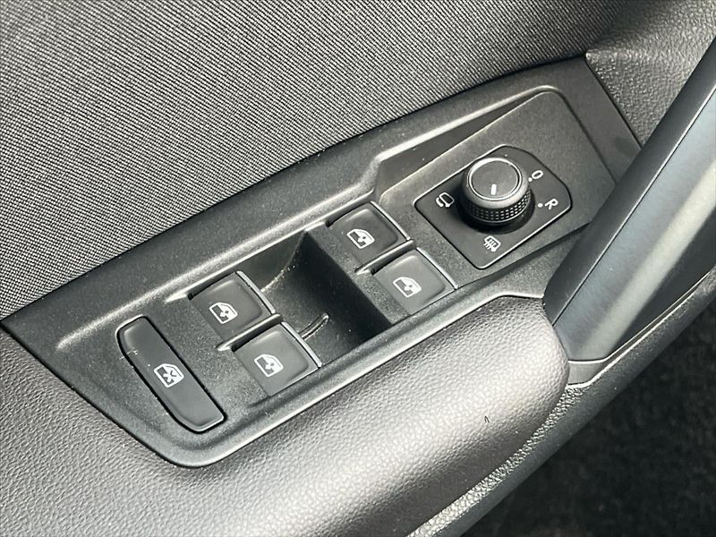 Volkswagen Tiguan 1,5 TSi 110kW 7DSG ELEGANCE - fotka 20 z 31