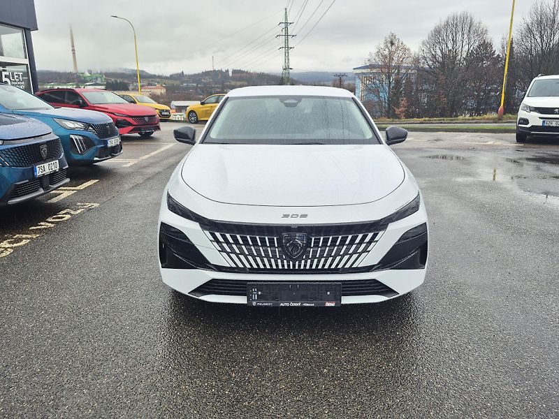 Peugeot 308 (2026) SW ALLURE Hybrid 145 e-DCS6 - fotka 7 z 23
