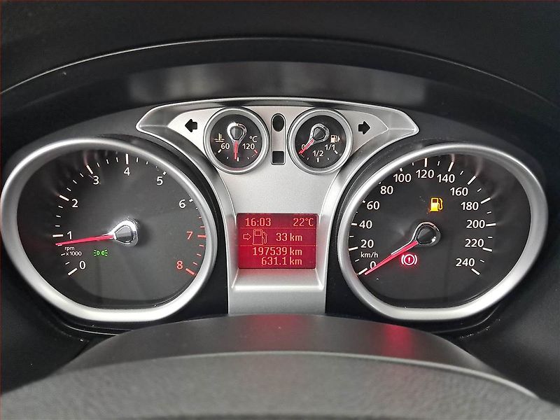 Ford Focus (2009) 1.6 16V, Serv.kniha, v provozu - fotka 11 z 14
