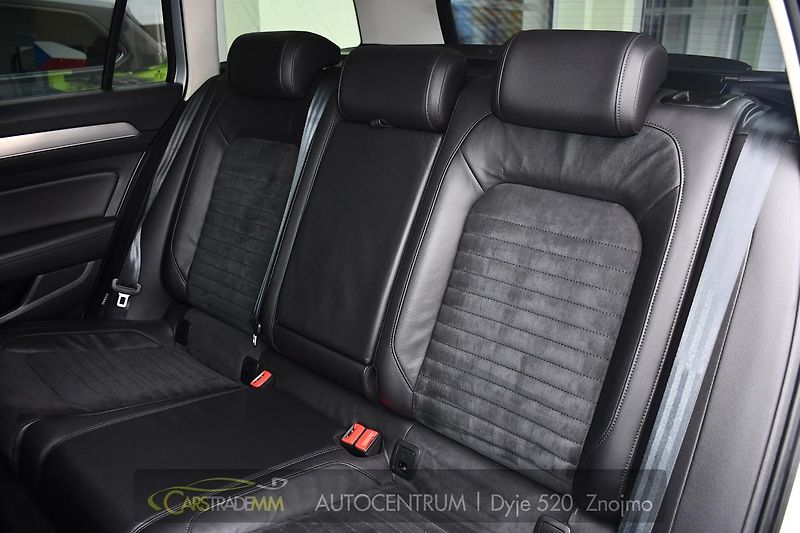 Volkswagen Passat 2,0TDi DSG NAVI 2xKOLA  - fotka 15 z 51