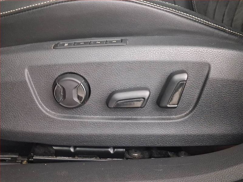 Škoda Superb (2020) 2.0 TDI, Automat, ČR,1.maj - fotka 32 z 32