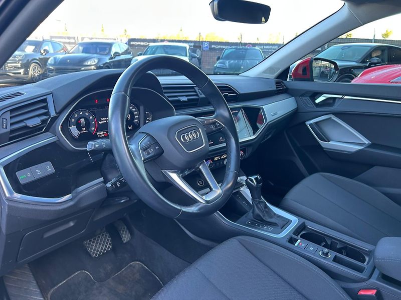 Audi Q3 2.0TDi 110kW - fotka 18 z 24