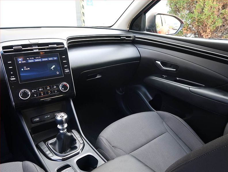 Hyundai Tucson (2022) 1.6 CRDi - fotka 8 z 19