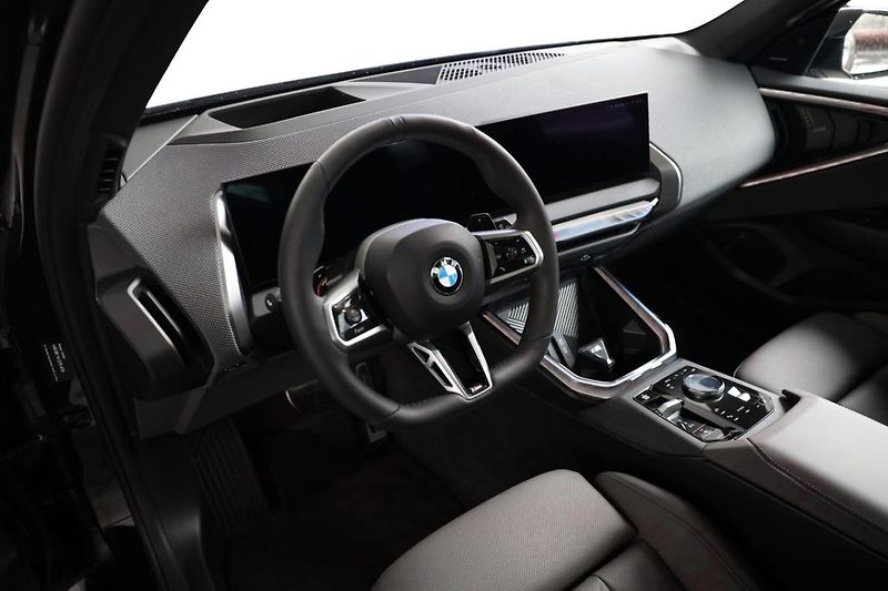 BMW X3 xDrive 40d - fotka 2 z 22