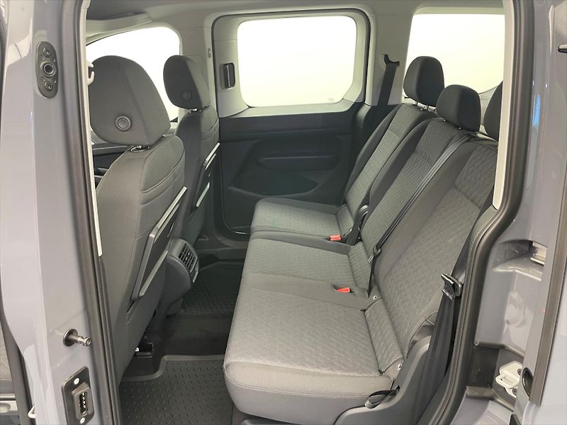 Volkswagen Caddy (2026) Life 1,5 TSI DSG - fotka 20 z 25